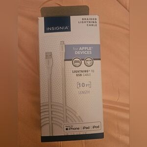 Insignia- 10' Lightning to USB Charge-&-Sync Cable For Apple Smartphones Tablets